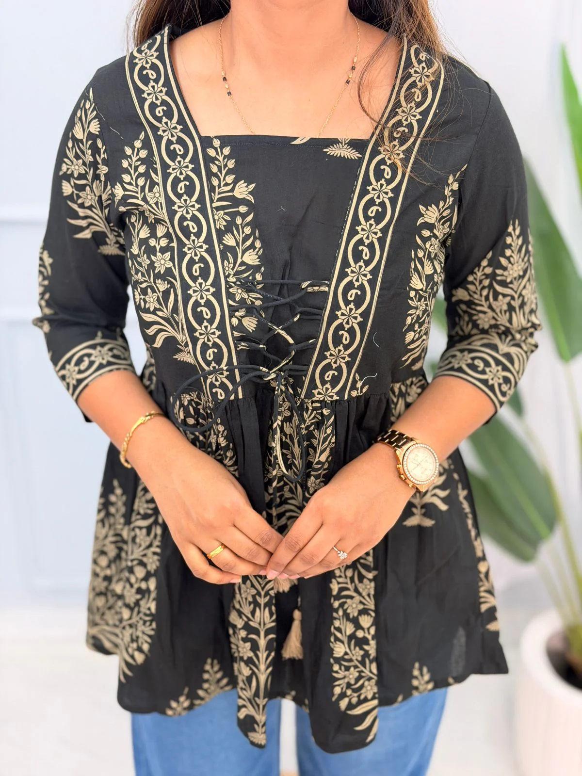 Short Kurti 100501 - Image 2